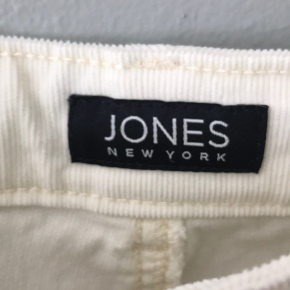 Jones New York Cream Lexington Straight Jeans - Picture 2 of 3